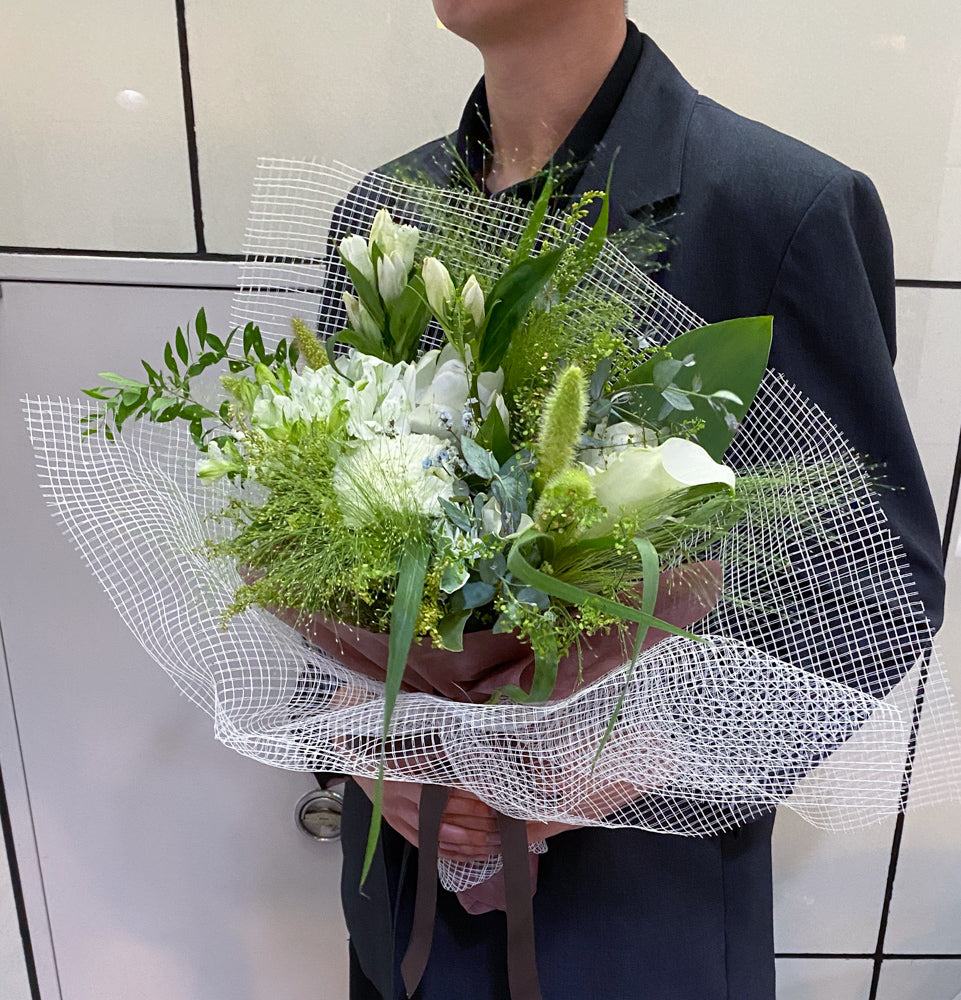 おまかせナチュラルブーケ Lサイズ(ホワイト・グリーン)