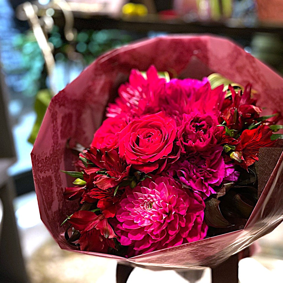 花束「KALIANgおまかせレッド系ブーケ」お誕生日 プロポーズ クリスマス 赤系 Bouquet Lサイズ