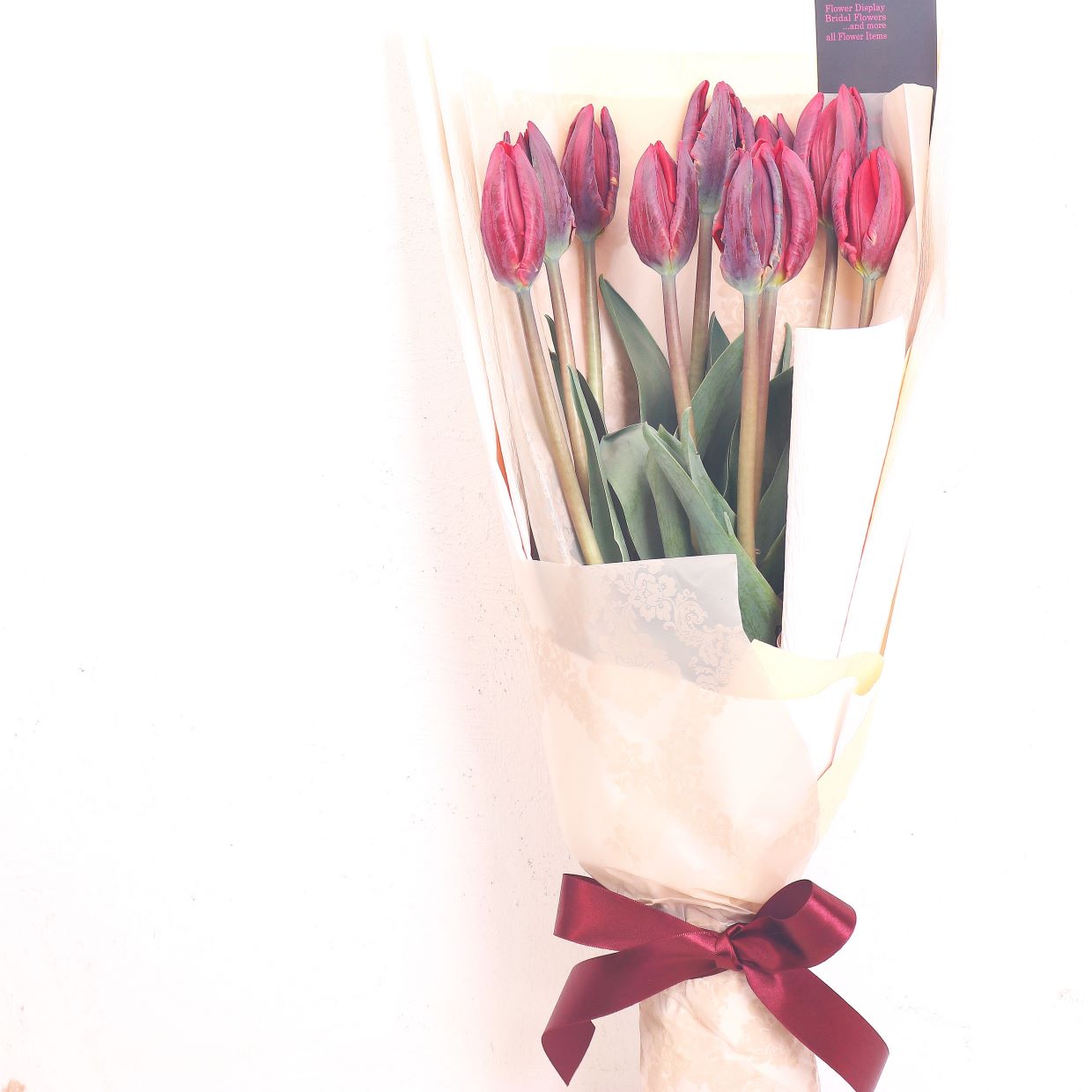 春の花束「春を彩るチューリップの花束 赤系MIX10本」Sサイズ ブーケ お誕生日 お祝い 卒業 入学 離職 就職 就任