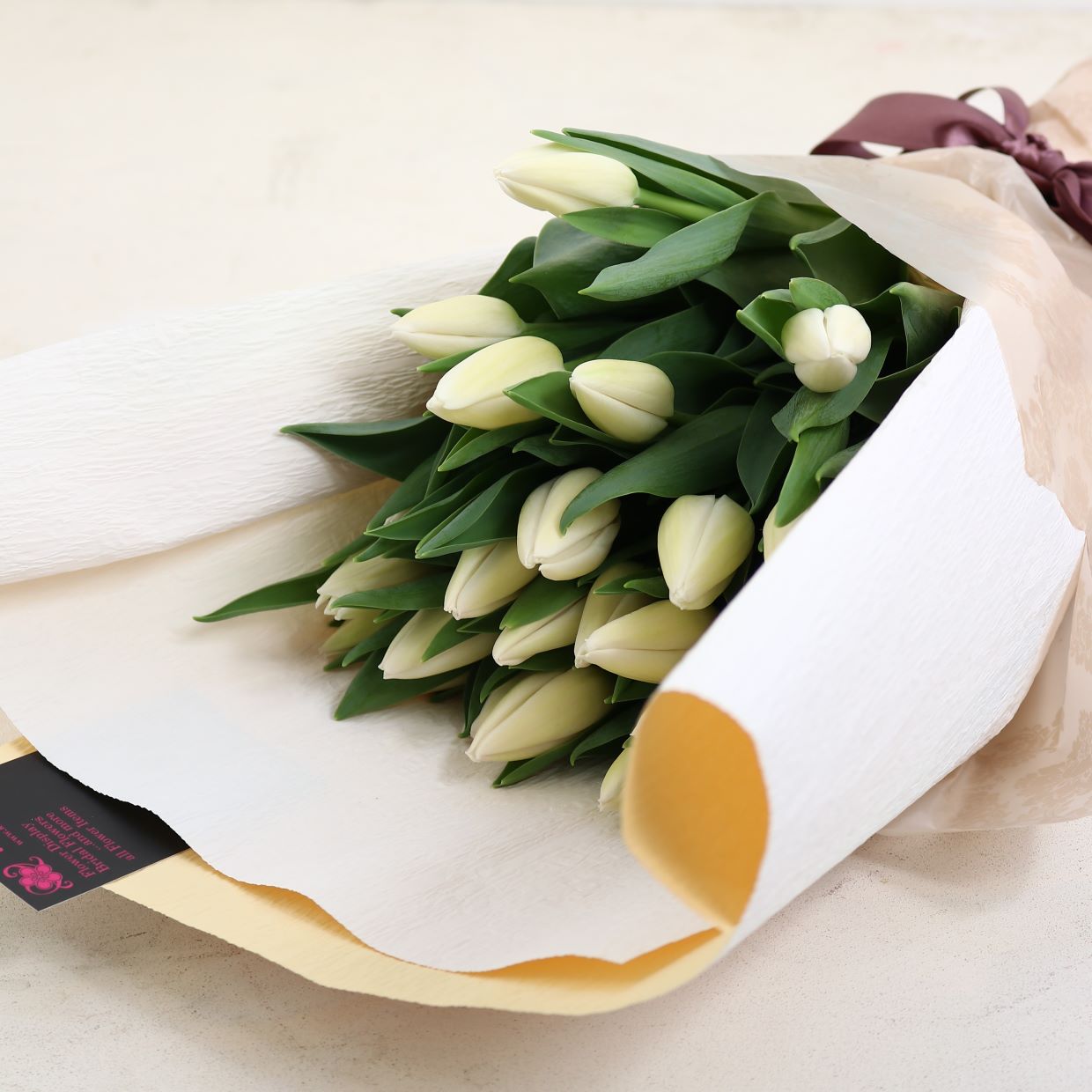 春の花束「春を彩るチューリップの花束 白色系MIX30本」Lサイズ ブーケ お誕生日 お祝い 卒業 入学 離職 就職 就任