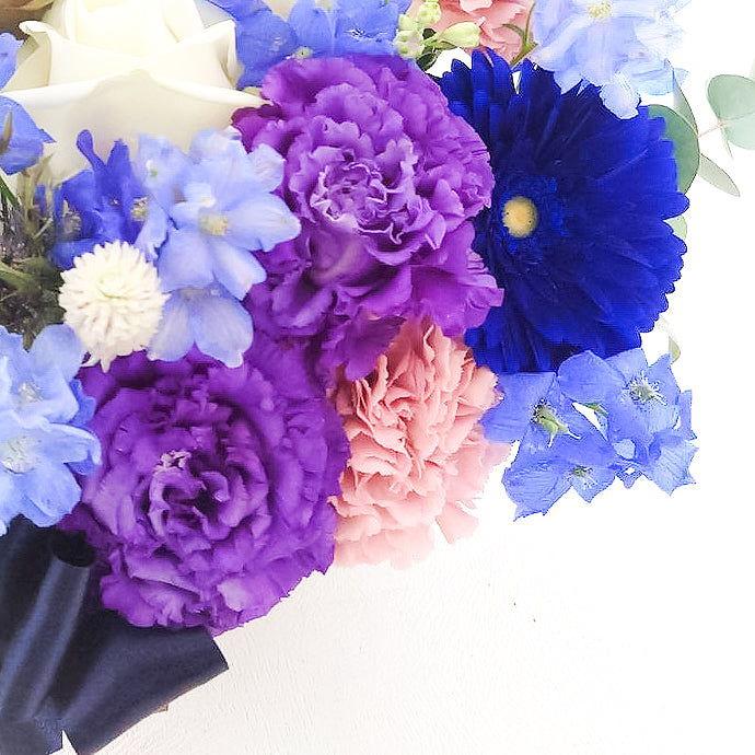 母の日 花束「シックで大人っぽい雰囲気のブルーパープルのMother'sブーケ」カーネーション 青 紫 ガーベラ トルコギキョウ