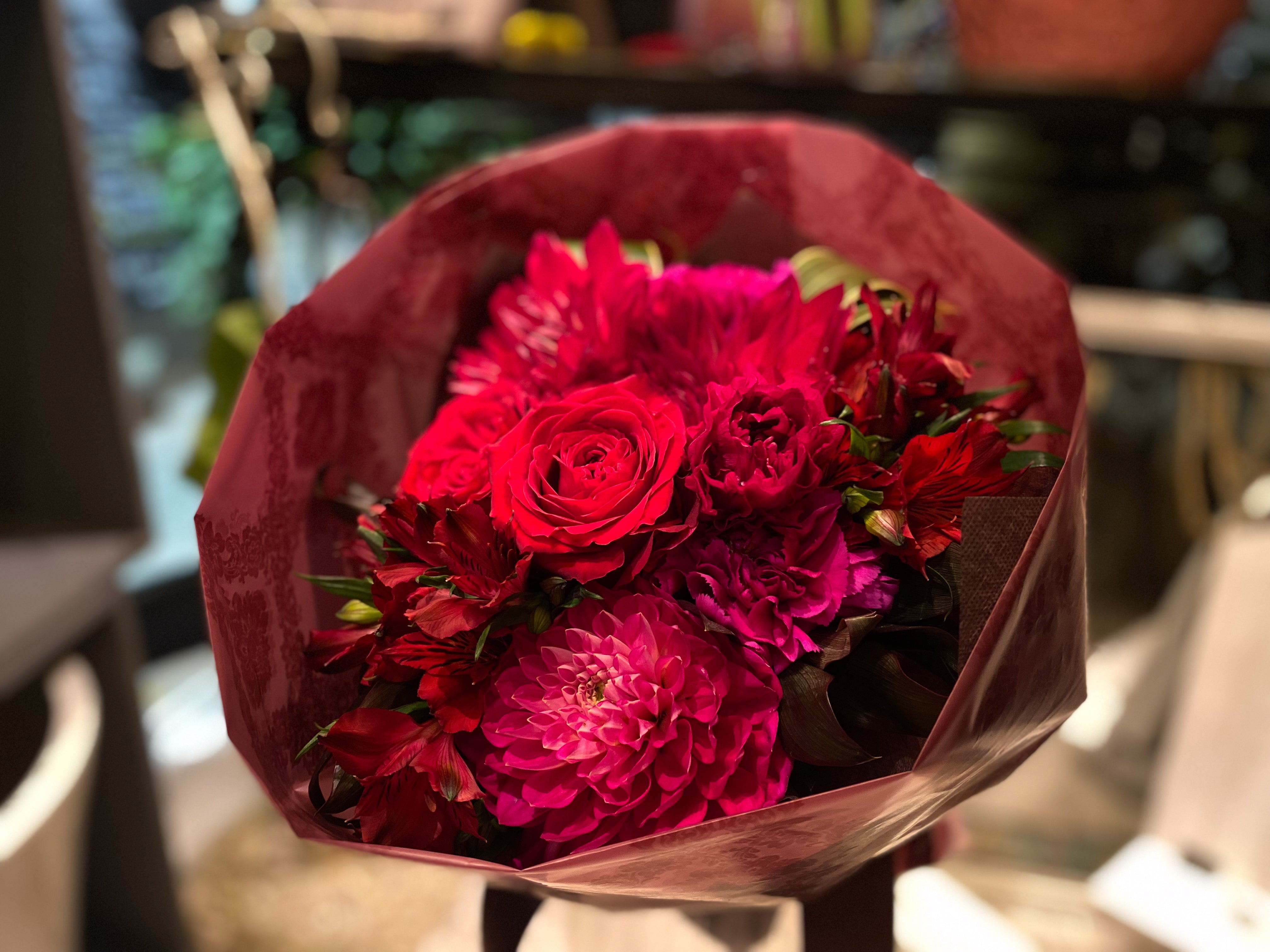 おまかせ花束 Lサイズ(レッド)