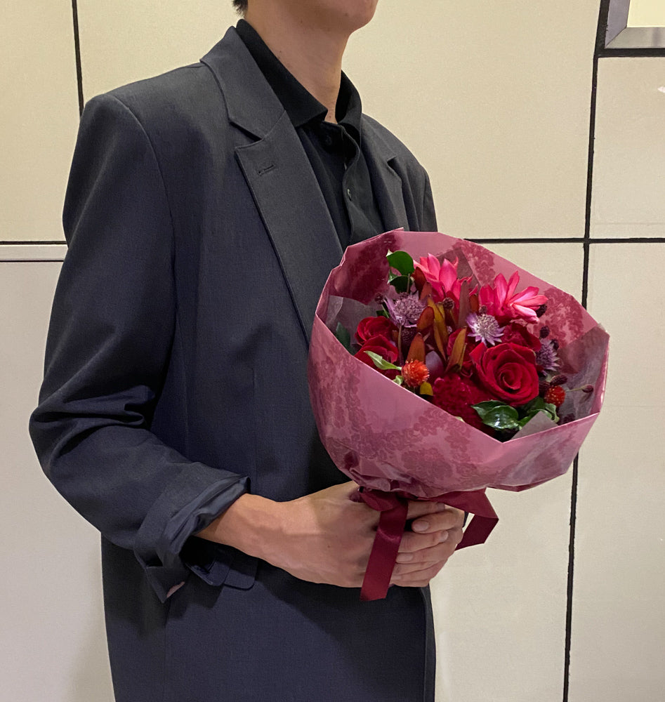 おまかせ花束 Mサイズ(レッド)