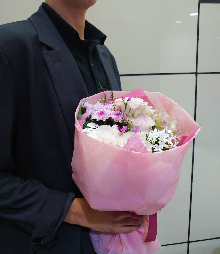 おまかせ花束 Mサイズ(ピンク)