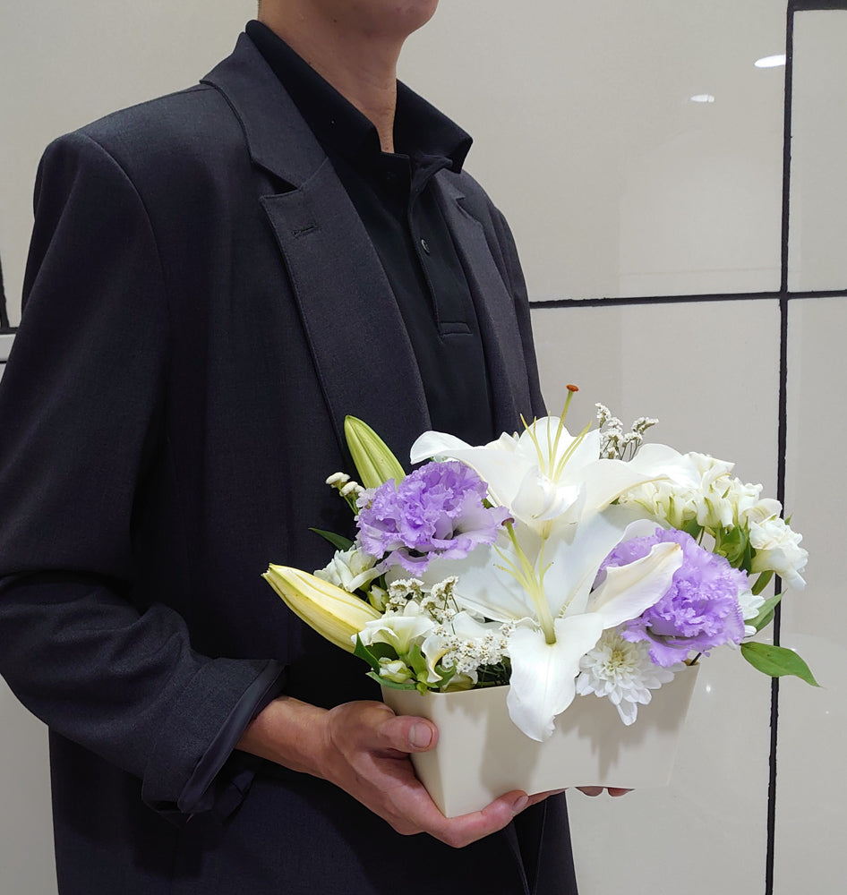 おまかせアレンジ Mサイズ (お悔やみ)