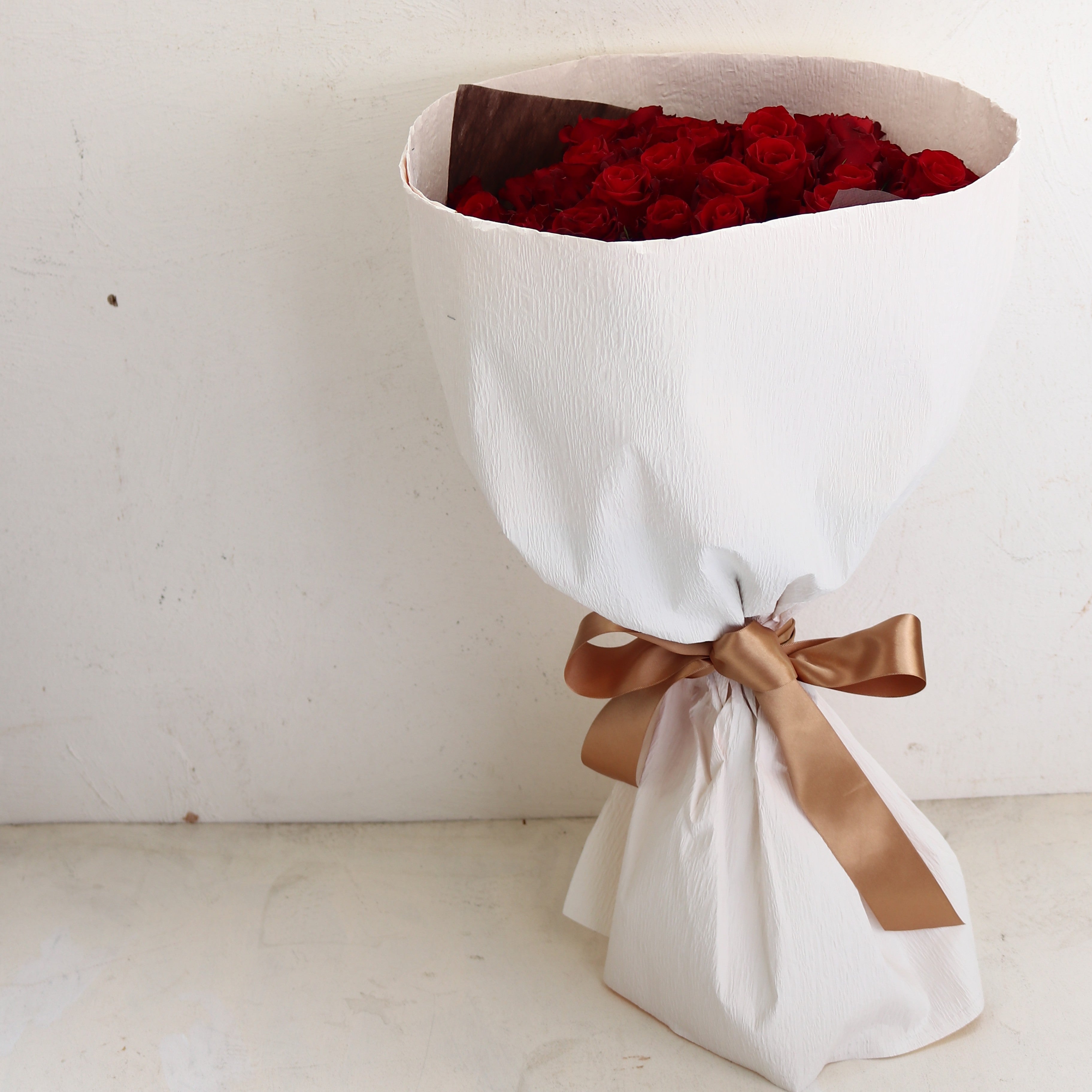 バラの花束「誕生日祝い 赤いバラの花束40本」 赤 レッド系 お誕生日 プロポーズ 結婚式 Mサイズ