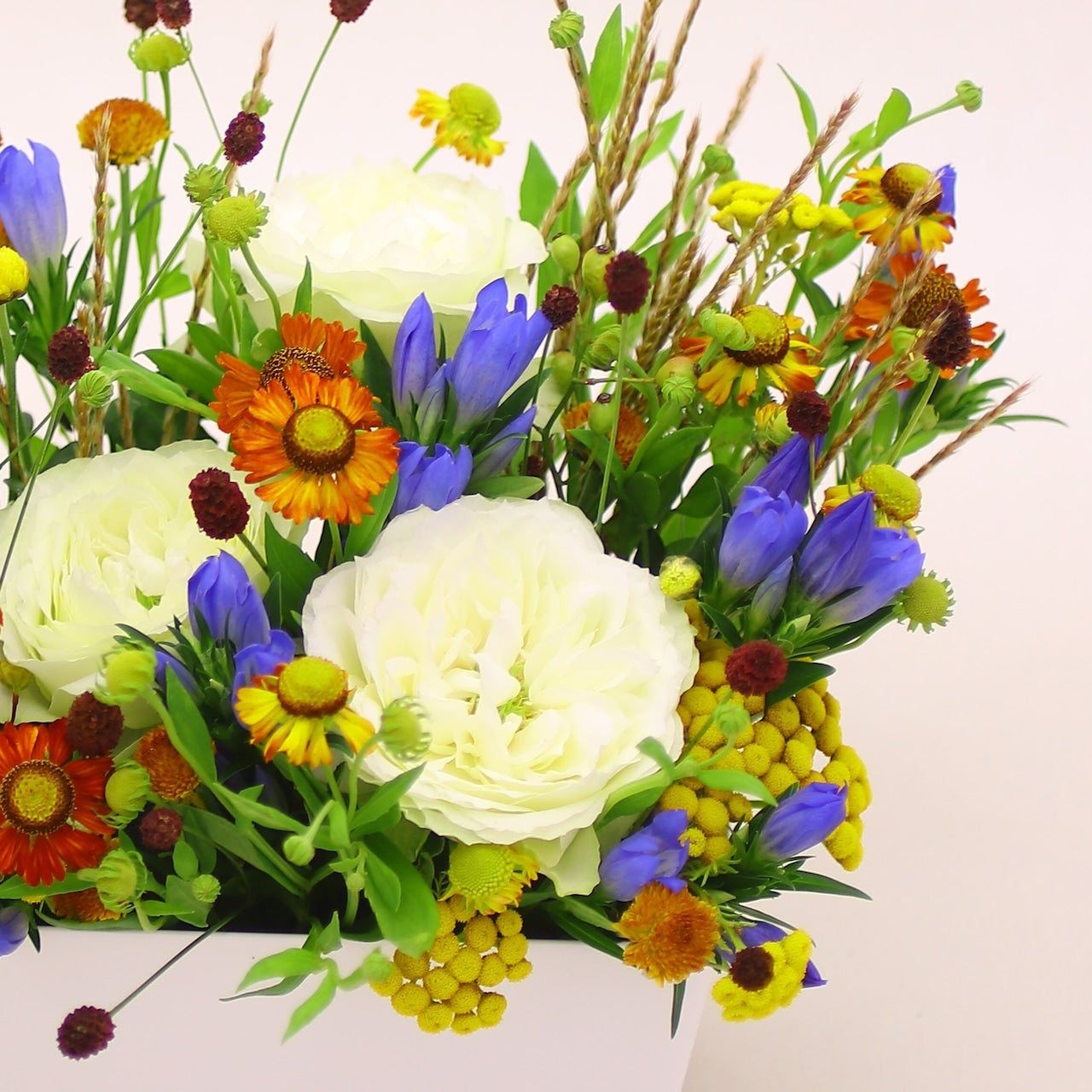 敬老の日 アレンジメント「Thank the elderly」ギフト 生花 お祝い Mサイズ 黄色オレンジ色系 5,000円(税抜)
