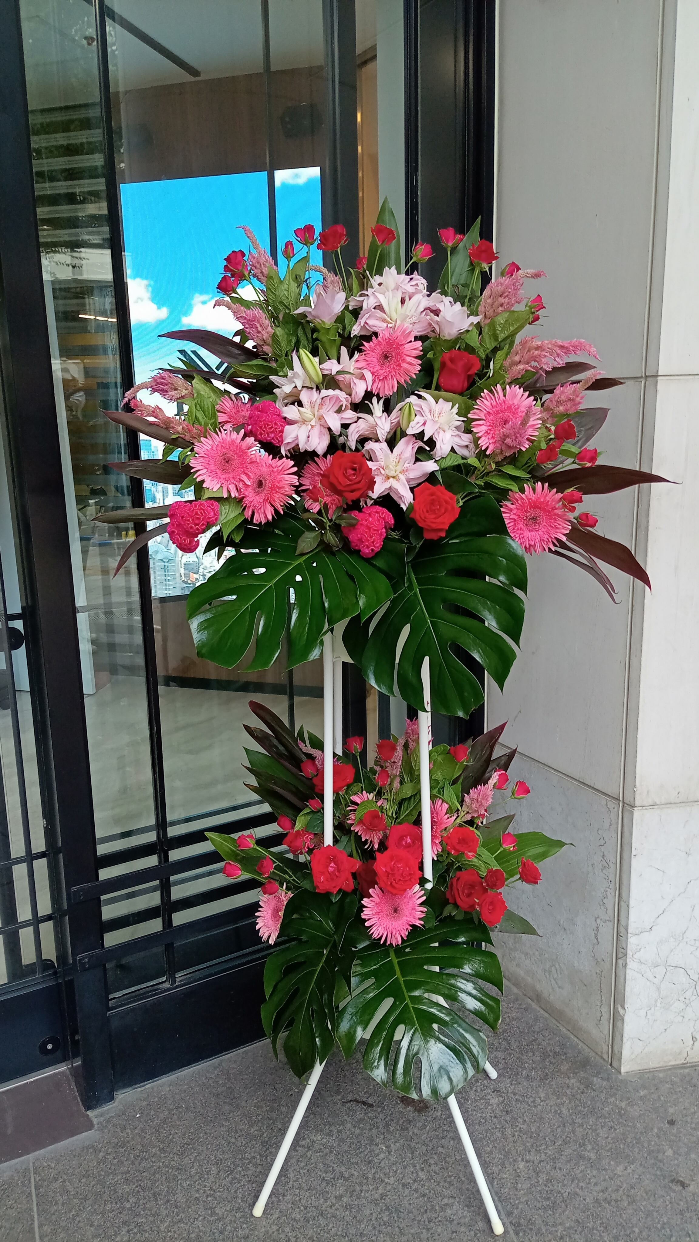 スタンド花「ピンクミックスカラースタンド2段」お祝い花 フラワースタンド ピンクMIX 2段パイプ 開店祝い 開業祝い