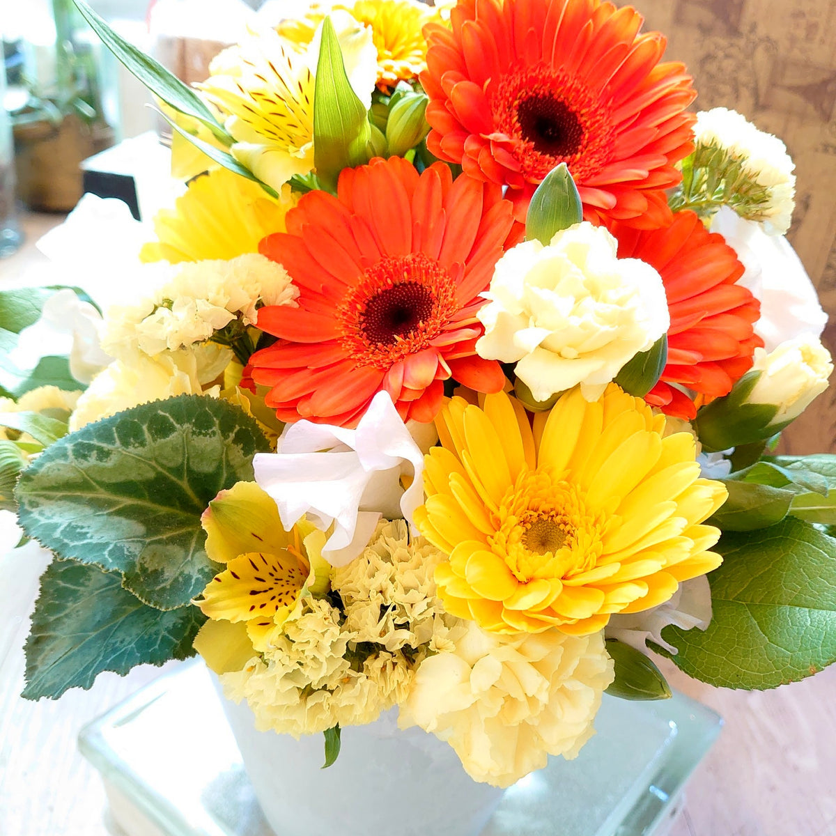 【値下げ】ガーベラとオレンジ芍薬のビタミンカラーリース　造花　レモン　イエロー 値下げ】ガーベラとオレンジ芍薬のビタミンカラーリース 造花