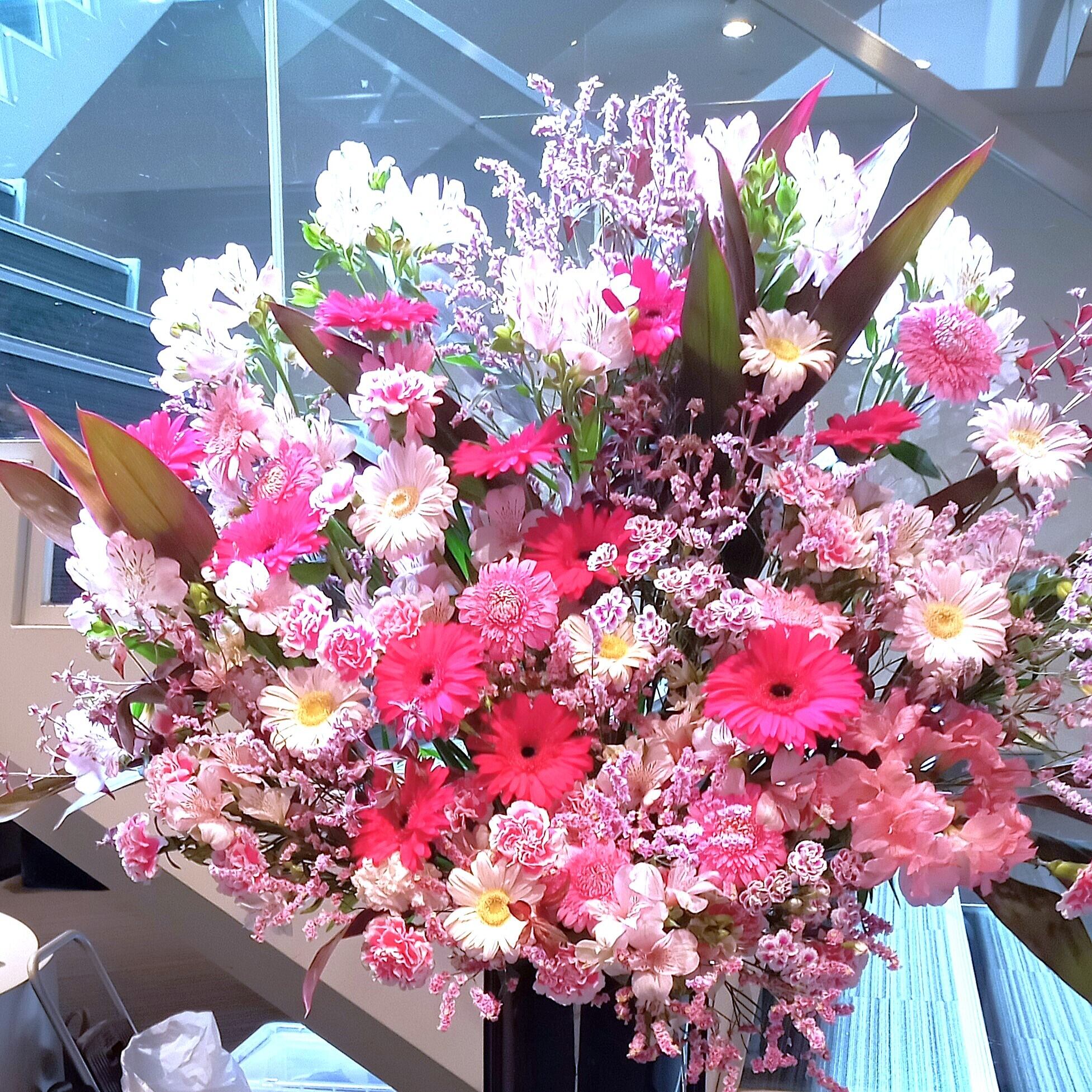 スタンド花「ピンクミックスカラースタンド１段」お祝い花　フラワースタンド　ピンクMIX　1段パイプ　開店祝い　開業祝い