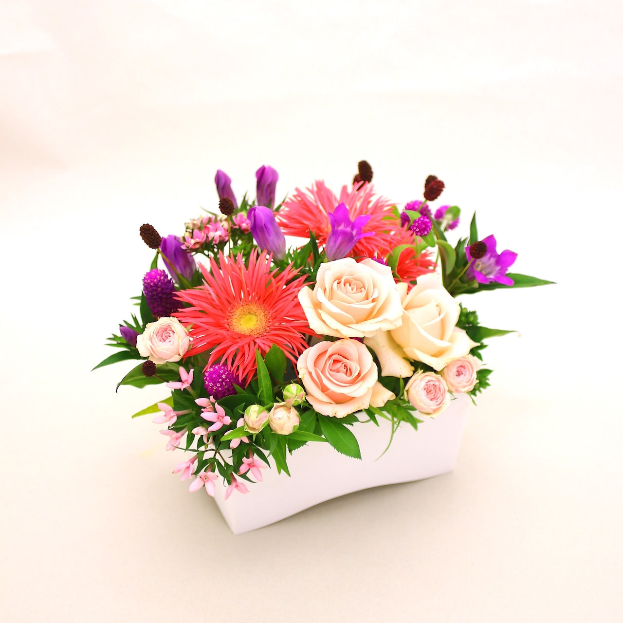 敬老の日 アレンジメント「Thank the elderly」ギフト 生花 お祝い Mサイズ ピンク系 5,000円（税抜）
