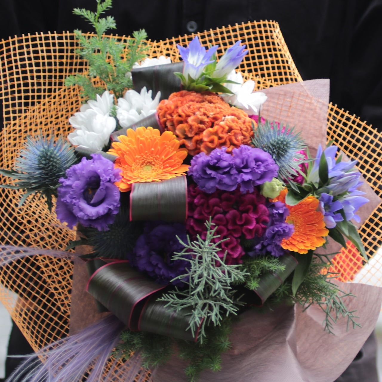 ハロウィン 花束「HAPPY Halloween !! bouquet」ギフト 生花 ブーケ お祝い Mサイズ 黄色オレンジ色系 8,500円（税抜）